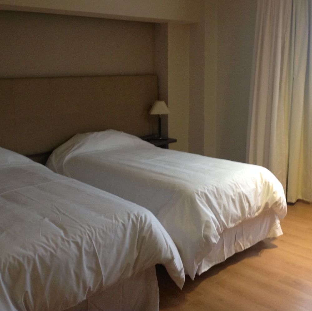 Bue Hotel บัวโนสไอเรส ภายนอก รูปภาพ
